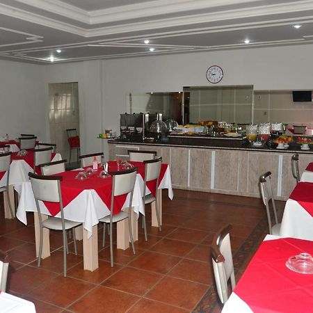 Hotel D' Lucca Uba Exterior photo